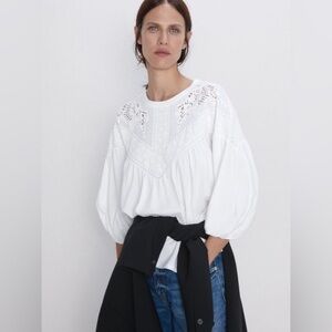 Zara cotton cutout top S
